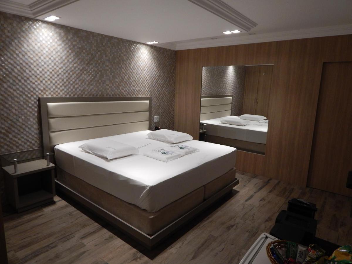 Motel Aquarius Ponta Grossa  Buitenkant foto